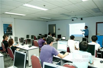 教育智能化浪潮下，申請(qǐng)楷博高等教育學(xué)院的留學(xué)條件全解析
